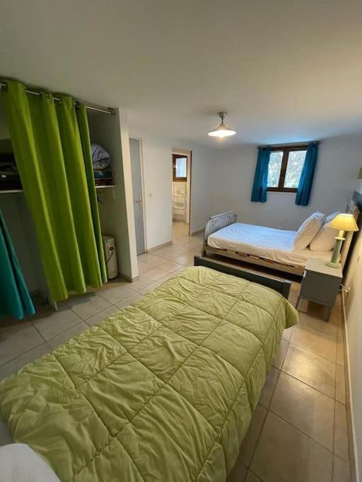 Appartement Paisible Pres Des Pistes De Ski 4 Pers Fontrabiouse Eksteriør billede